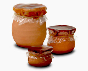 Ollitas tradicionales con tamarindo